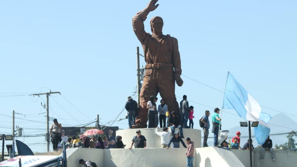 Monumento al Emigrante de Salcajá, Quetzaltenango | Alex Meoño