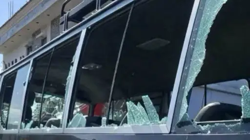 Pobladores destruyeron varios vehículos de la Policía ,Foto Emisoras Unidas San Marcos
