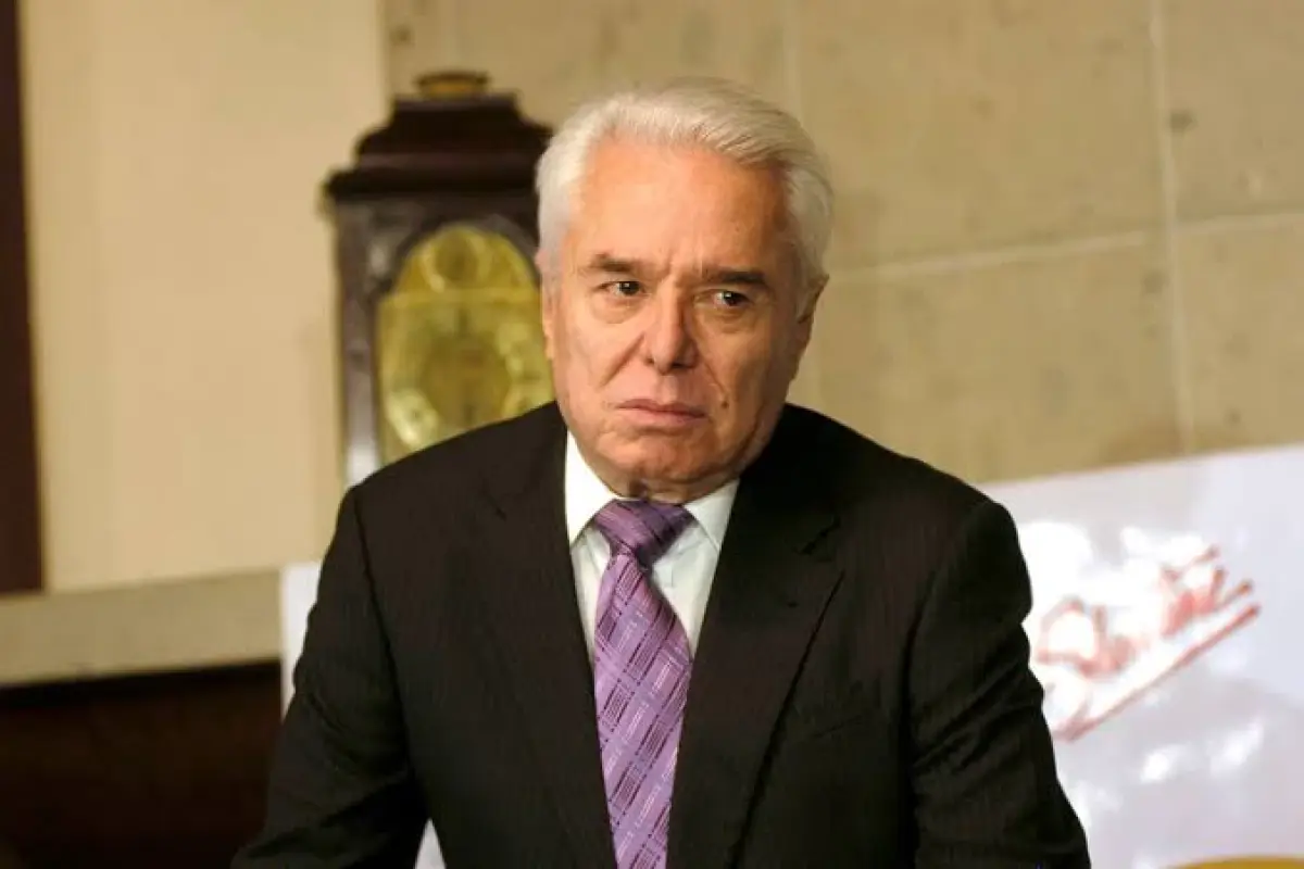 Enrique Guzmán, Instagram