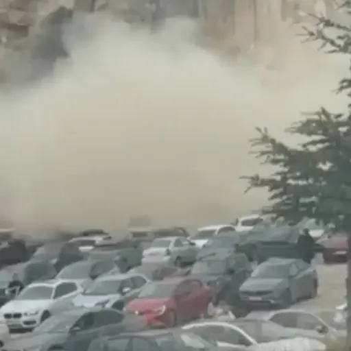 Formación rocosa colapsa y causa una tragedia en Capadocia, Turquía. ,Captura de pantalla video de X.